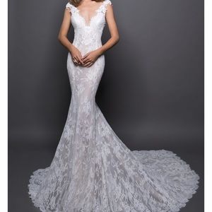 Pnina Tornai Wedding Dress